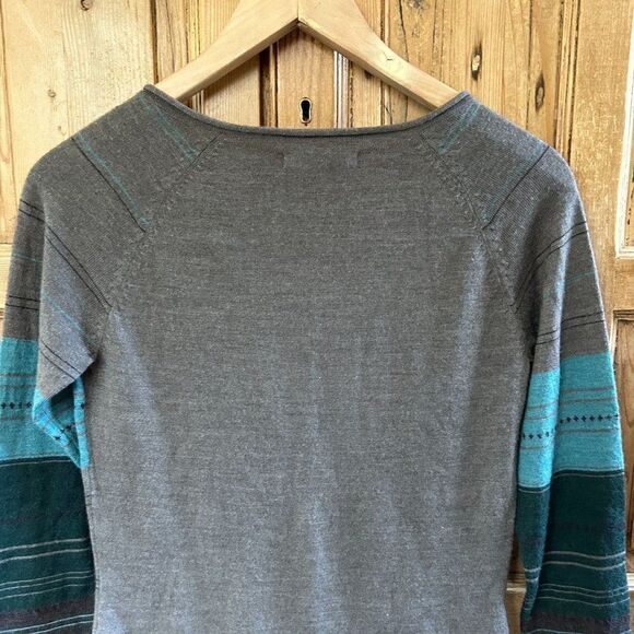 Women's Smartwool Small V-Neck Striped Sweater Ethno Graphic Sweater Gray Green - Picture 9 of 11